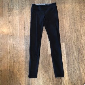 Ivivva used size 8 girls leggings